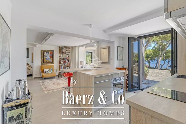 Image No.10-3 Bed Villa for sale