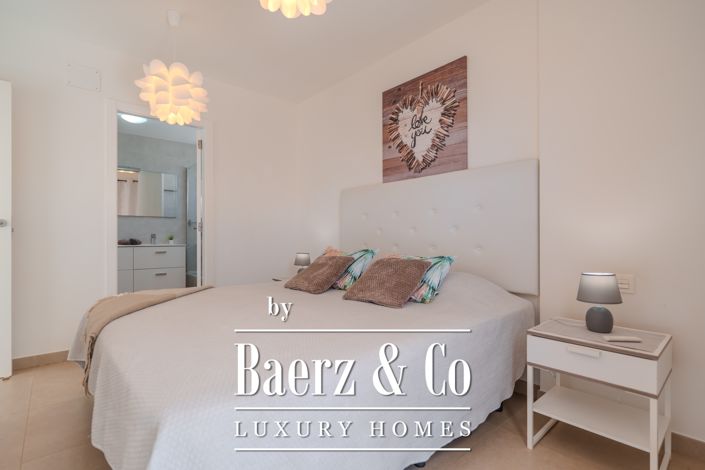 Image No.23-3 Bed Villa for sale