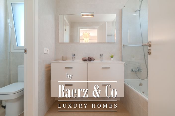 Image No.24-3 Bed Villa for sale