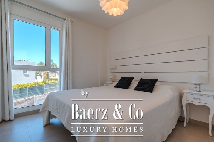 Image No.29-3 Bed Villa for sale