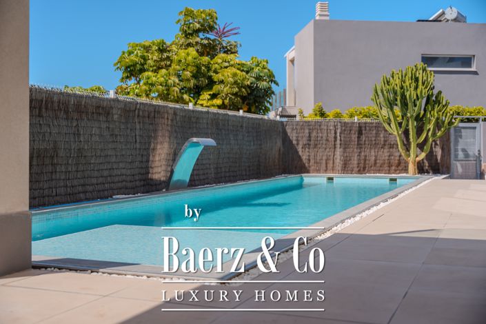 Image No.3-3 Bed Villa for sale