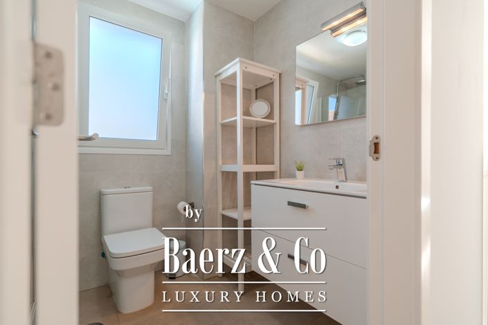 Image No.31-3 Bed Villa for sale