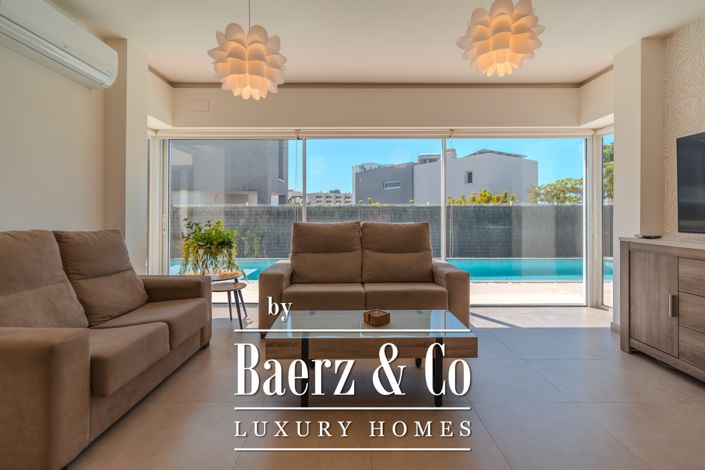 Image No.7-3 Bed Villa for sale