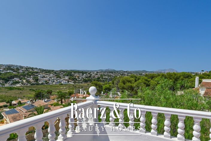 Image No.28-5 Bed Villa for sale