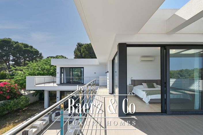 Image No.25-4 Bed Villa for sale