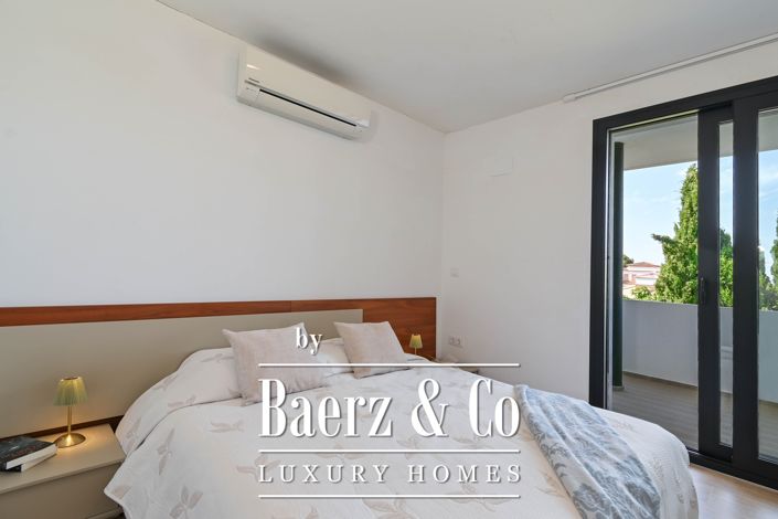 Image No.29-4 Bed Villa for sale