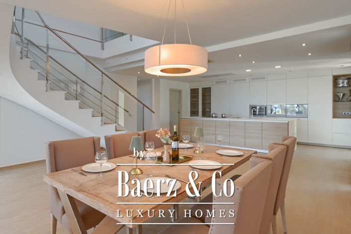 Image No.3-4 Bed Villa for sale