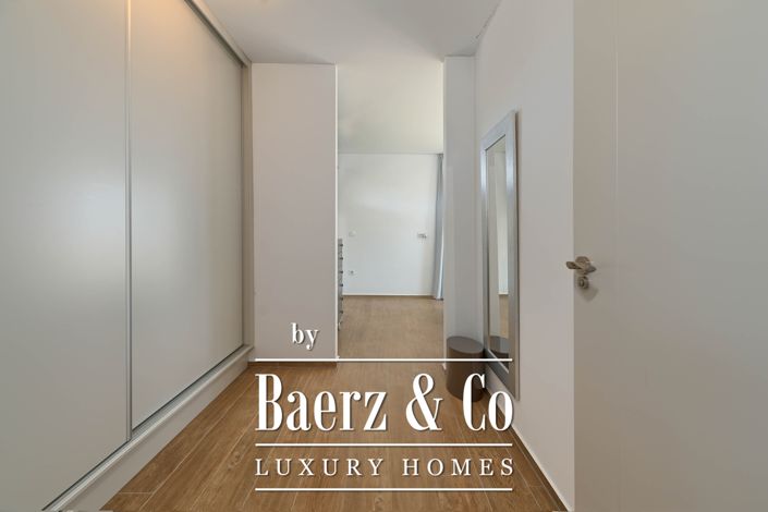 Image No.33-4 Bed Villa for sale