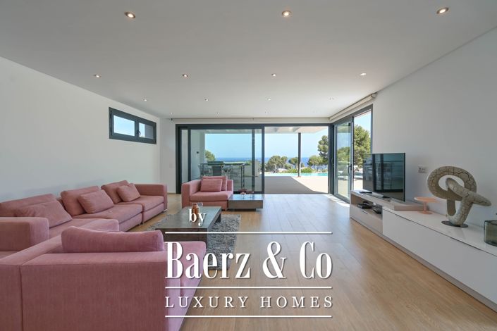 Image No.6-4 Bed Villa for sale