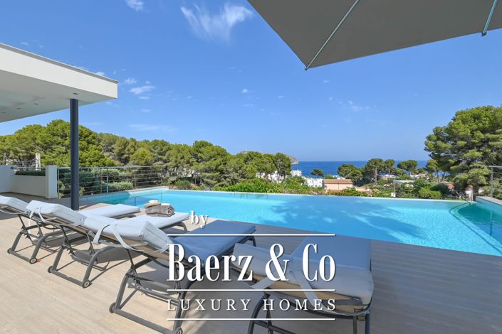 Image No.9-4 Bed Villa for sale