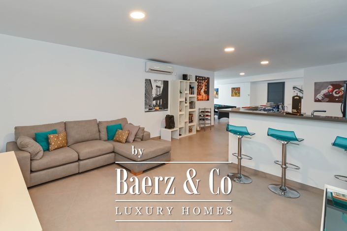 Image No.29-5 Bed Villa for sale