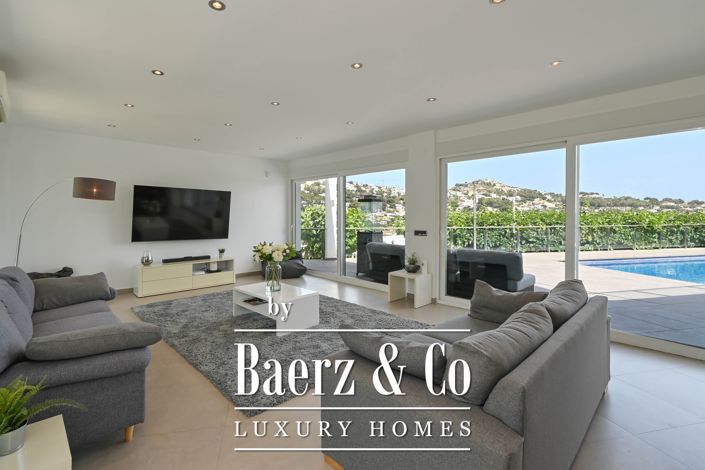 Image No.37-5 Bed Villa for sale