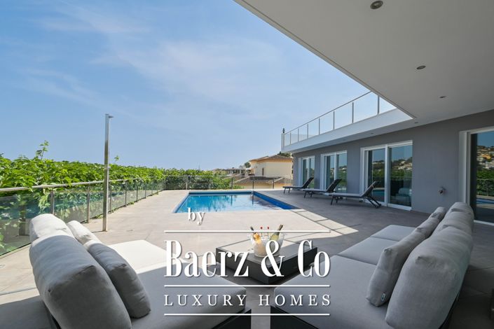 Image No.40-5 Bed Villa for sale