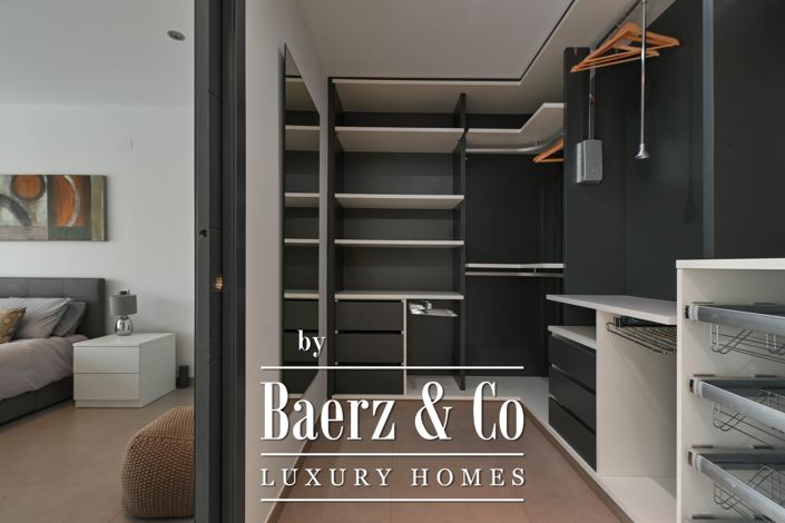 Image No.9-5 Bed Villa for sale