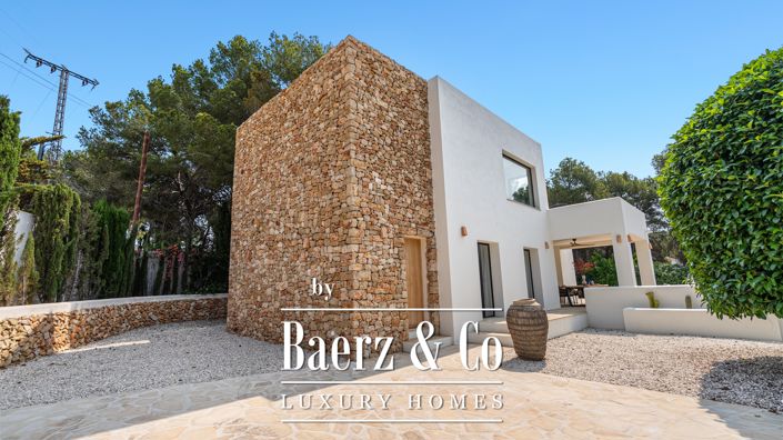 Image No.23-4 Bed Villa for sale