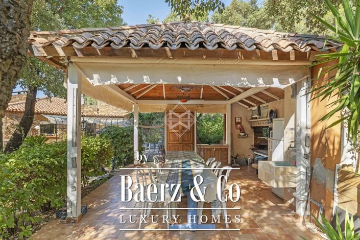 Image No.12-7 Bed Villa for sale