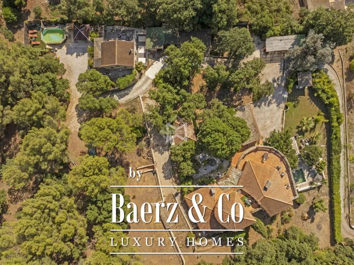 Image No.2-7 Bed Villa for sale