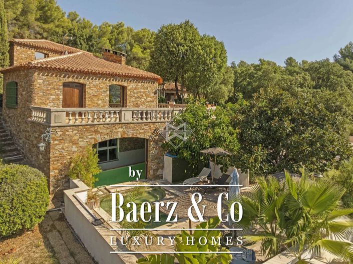 Image No.4-7 Bed Villa for sale