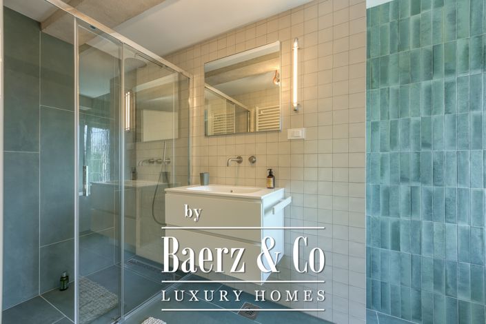 Image No.29-4 Bed Villa for sale