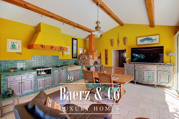 Image No.8-3 Bed Villa for sale