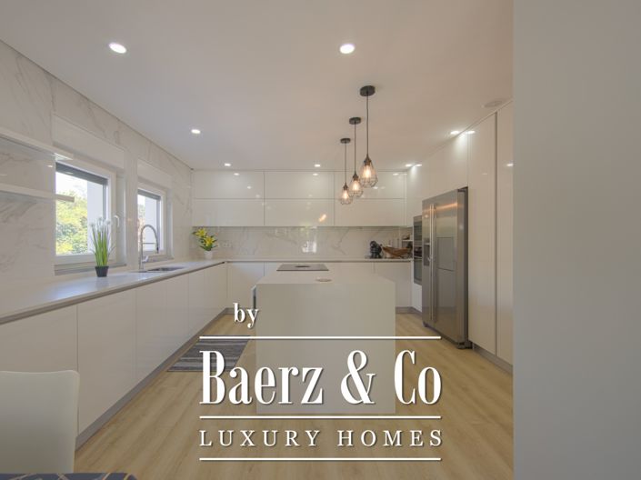 Image No.14-4 Bed House for sale