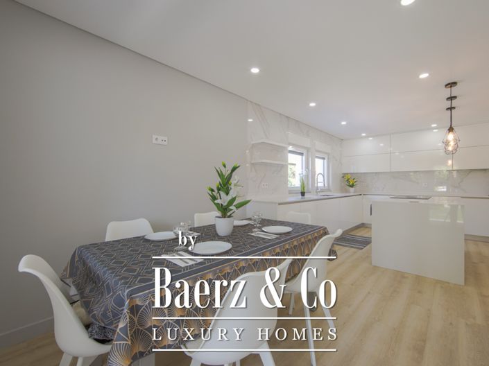 Image No.17-4 Bed House for sale