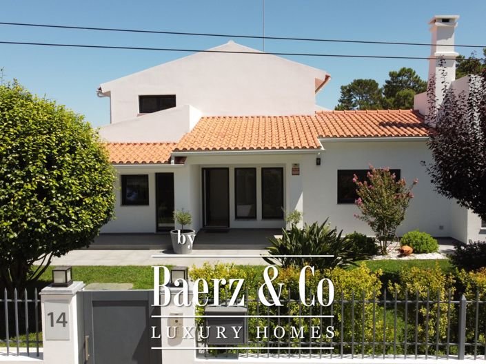 Image No.2-4 Bed House for sale