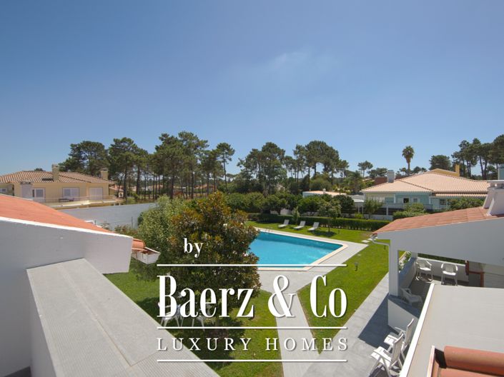 Image No.20-4 Bed House for sale