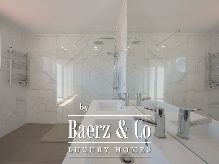 Image No.21-4 Bed House for sale