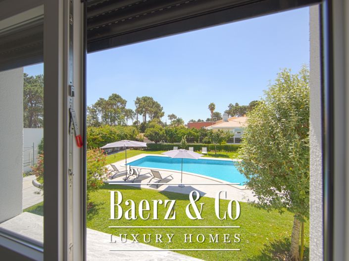 Image No.24-4 Bed House for sale