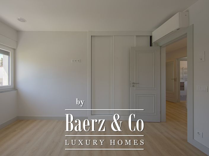 Image No.28-4 Bed House for sale