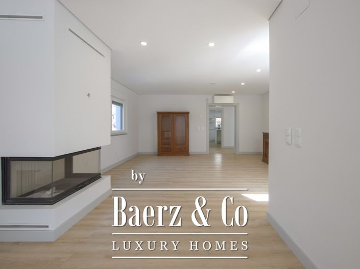 Image No.8-4 Bed House for sale