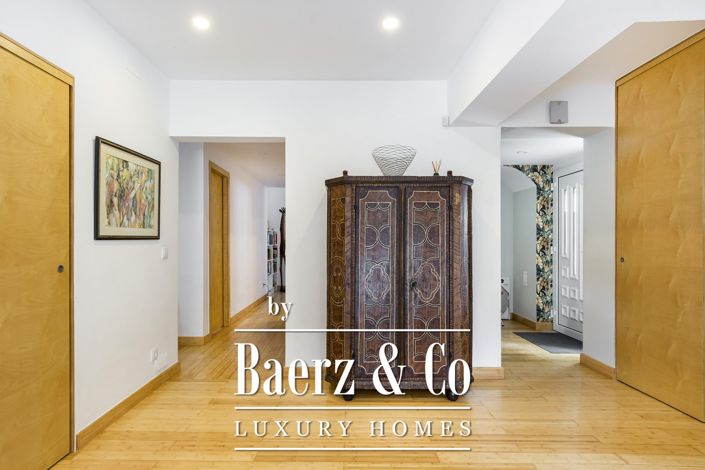 Image No.21-5 Bed House for sale