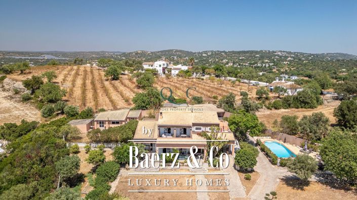 Image No.1-4 Bed Villa for sale