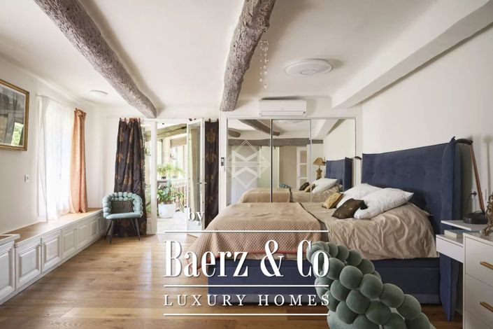 Image No.26-7 Bed House for sale