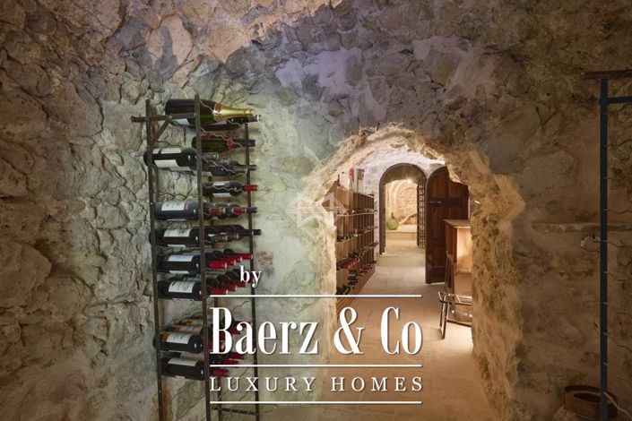 Image No.31-7 Bed House for sale