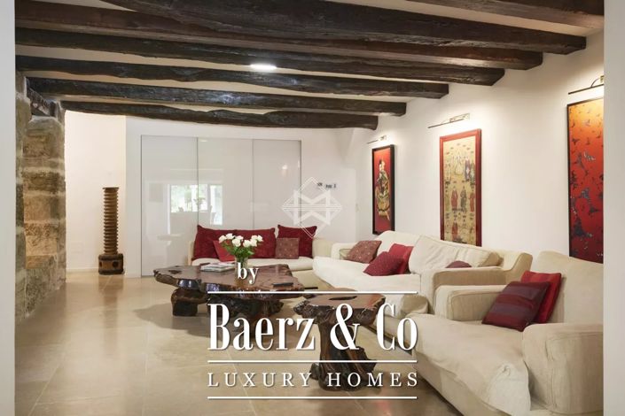 Image No.7-7 Bed House for sale