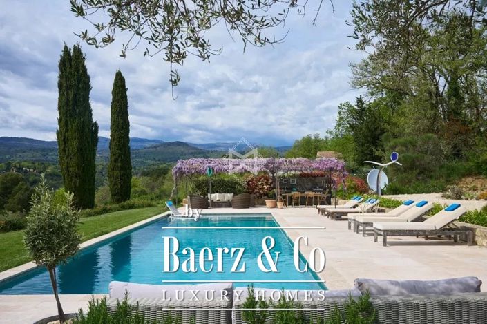 Image No.6-5 Bed Property for sale