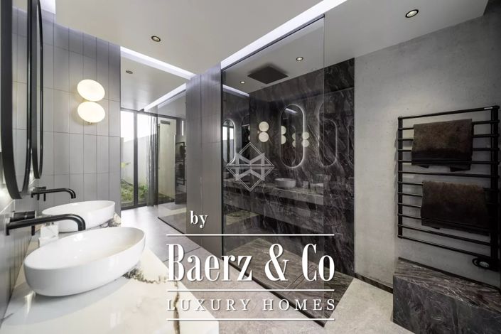 Image No.8-4 Bed Villa for sale