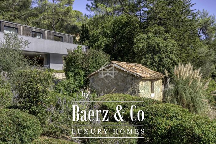 Image No.9-4 Bed Villa for sale