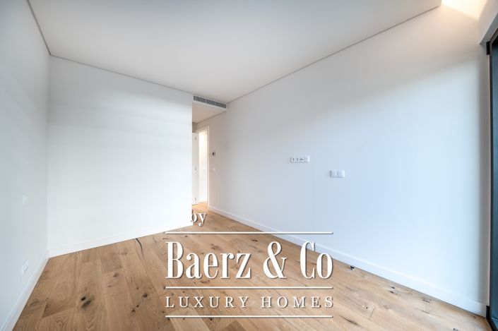 Image No.29-4 Bed Apartment for sale