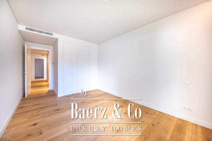 Image No.34-4 Bed Apartment for sale