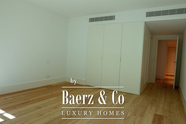 Image No.11-3 Bed Apartment for sale