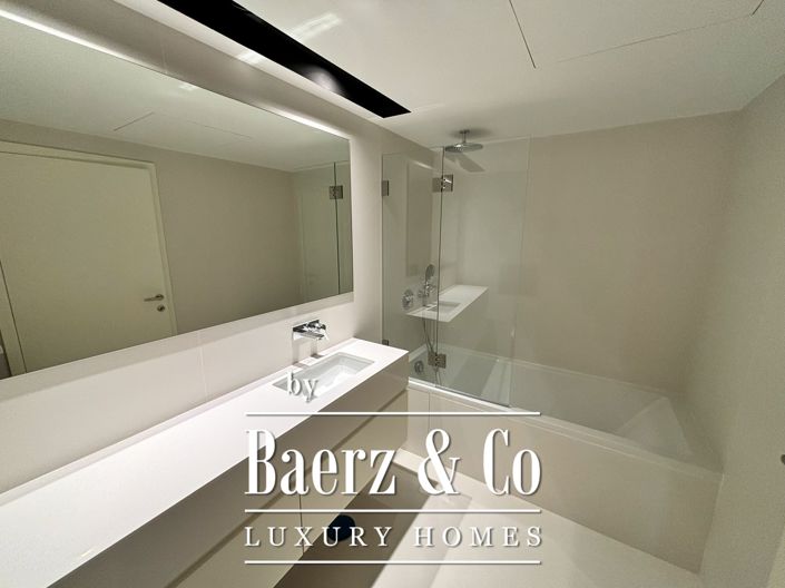 Image No.29-3 Bed Apartment for sale