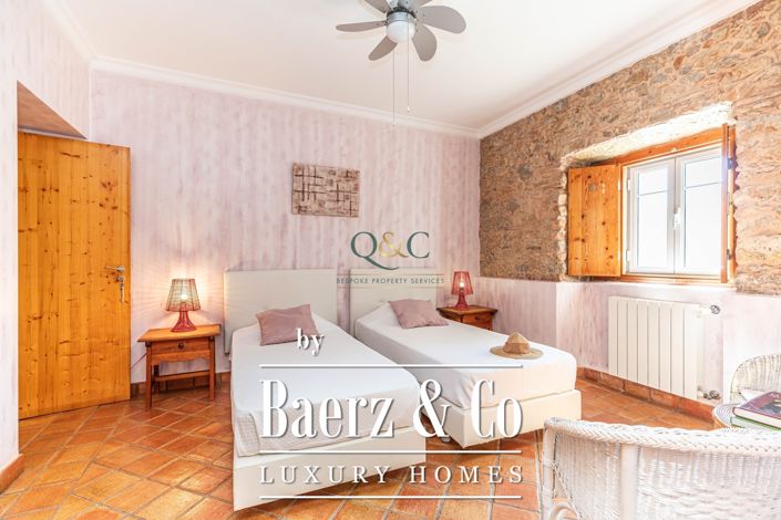 Image No.26-9 Bed Farmhouse for sale