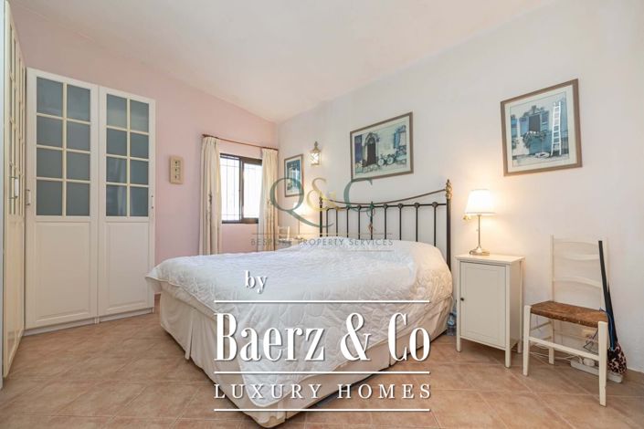 Image No.12-5 Bed Villa for sale