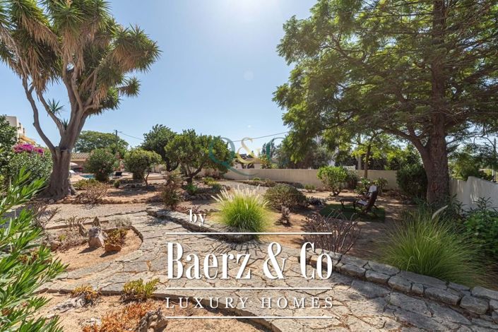 Image No.28-5 Bed Villa for sale