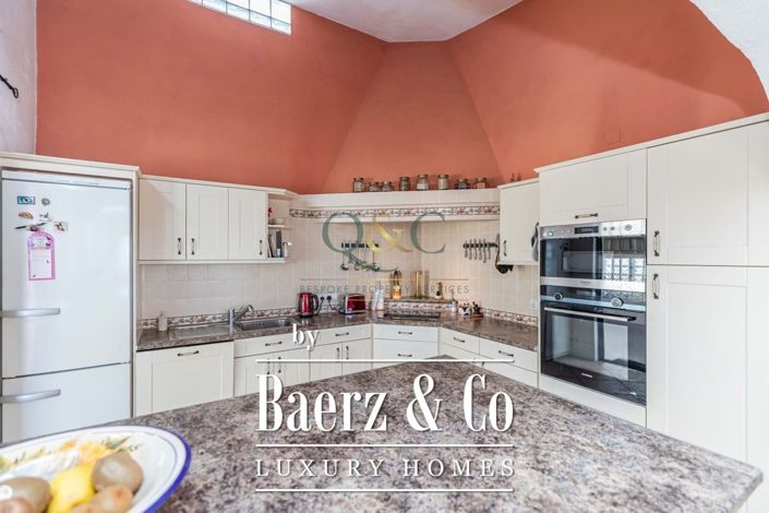 Image No.3-5 Bed Villa for sale