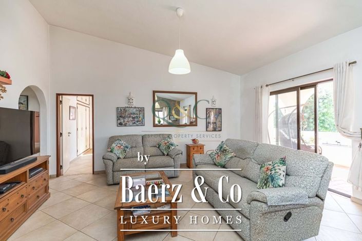 Image No.6-5 Bed Villa for sale