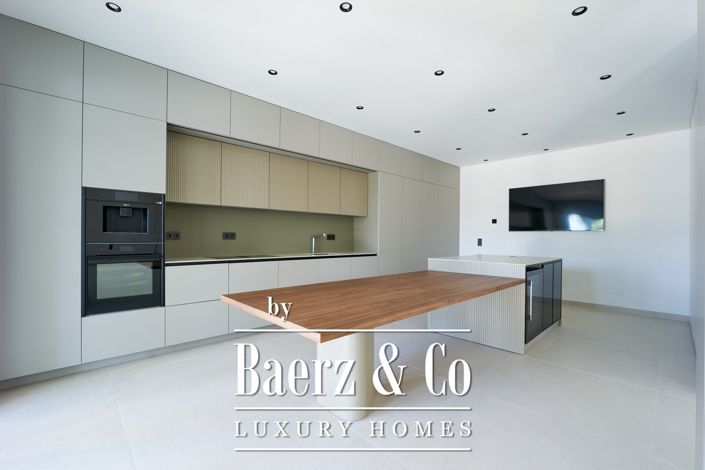 Image No.17-3 Bed Villa for sale